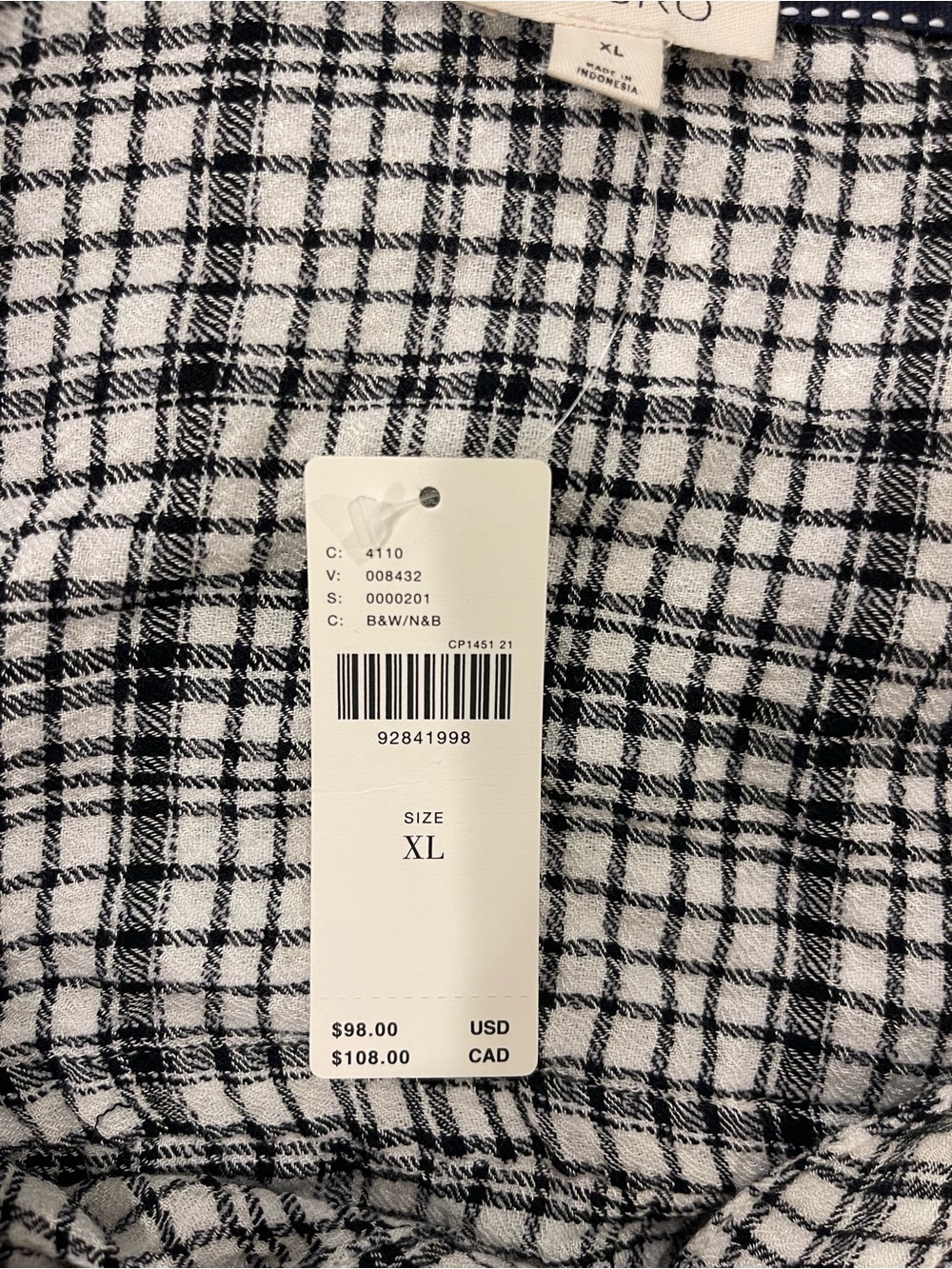 Pilcro Plaid Ruched Button-Front Women's Top - Black & White - Picture 10 of 11